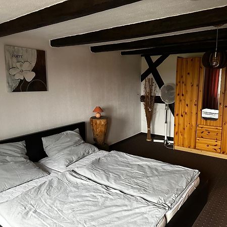 Pension Zum Faesschen Naumburg  Exteriér fotografie